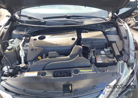 2018 Nissan Altima 2.5/S/Sv/Sl/Sr z USA, uszkodzony, nr VIN 1N4AL3AP5JC131312